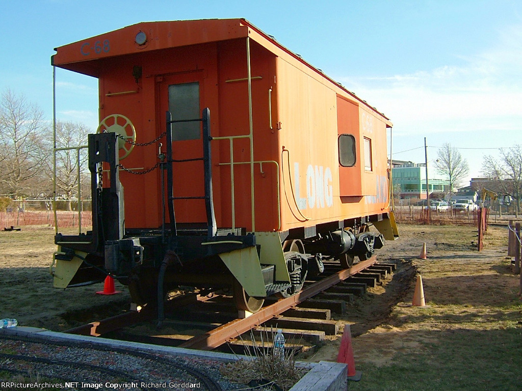 LI C68 on its new panel track